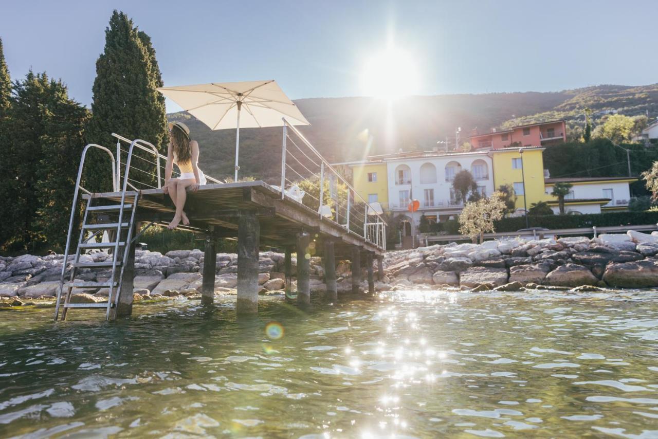 Hotel Orione - Lake Front Hotel Brenzone sul Garda Eksteriør billede