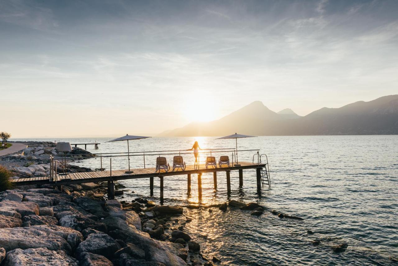 Hotel Orione - Lake Front Hotel Brenzone sul Garda Eksteriør billede