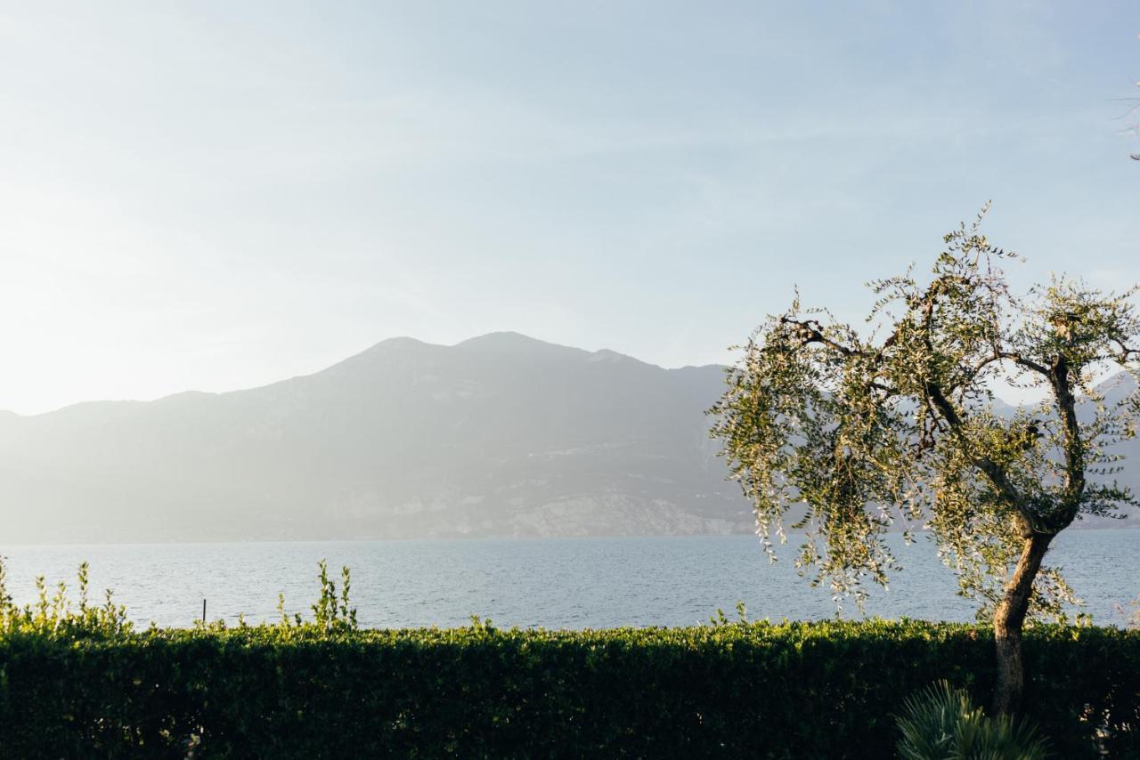 Hotel Orione - Lake Front Hotel Brenzone sul Garda Eksteriør billede