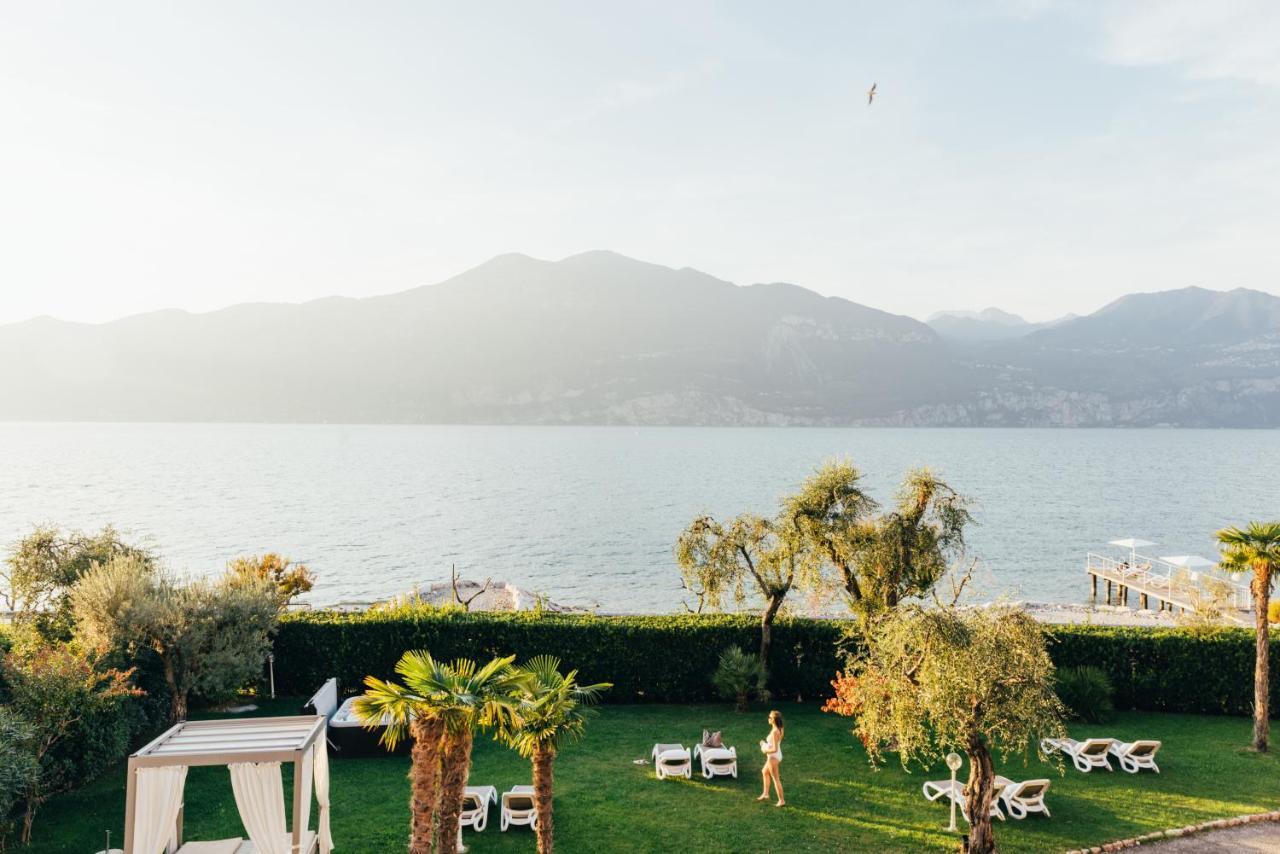 Hotel Orione - Lake Front Hotel Brenzone sul Garda Eksteriør billede